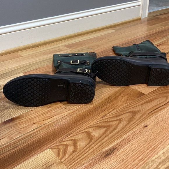 EUC Womens DAV Rain boots Size 9 - Originally $99 - Picture 4 of 7